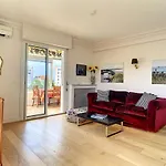 Beau 3 pièces avec loggia climatisée à deux pas de la croisette, Cannes