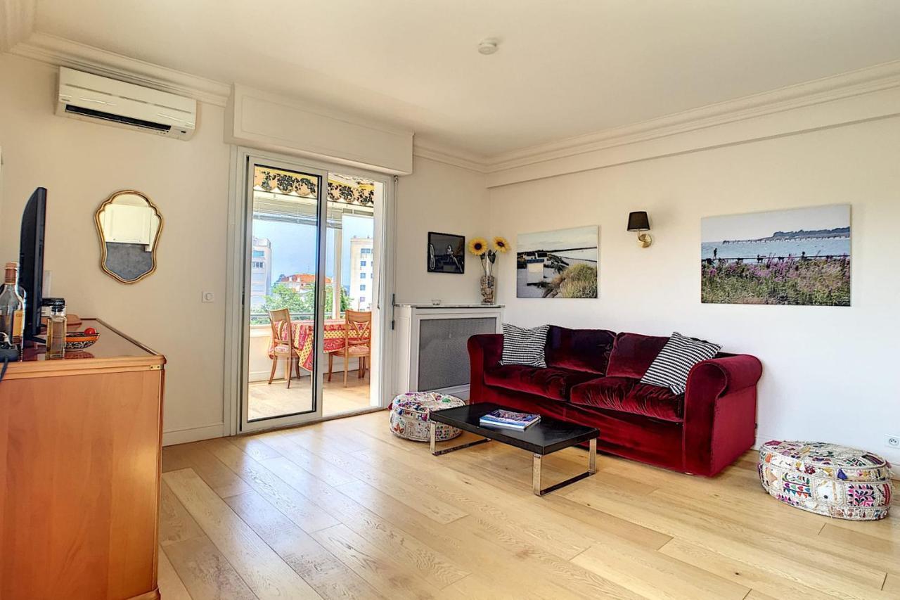 Beau 3 Pièces Avec Loggia Climatisée à Deux Pas De La Croisette, * Cannes
