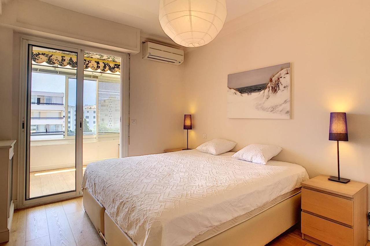 Beau 3 Pièces Avec Loggia Climatisée à Deux Pas De La Croisette, Hébergement de vacances Cannes
